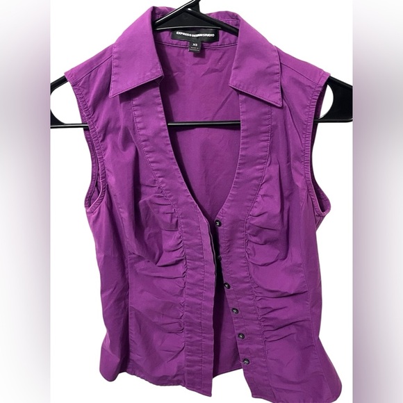 Express Deep Purple Sleeveless Top - Picture 1 of 4